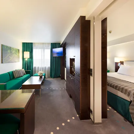 Radisson Blu Oluempia 4*