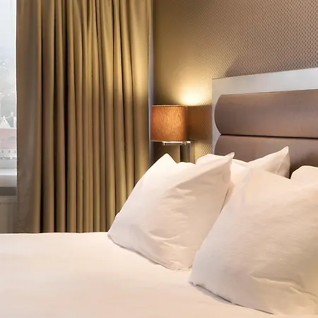 Szálloda Radisson Blu Oluempia 4*