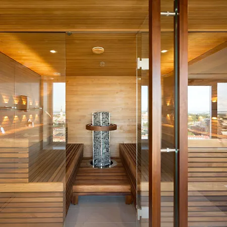 Radisson Blu Oluempia 4*