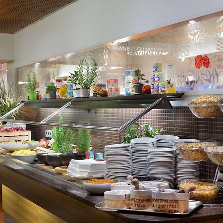 Radisson Blu Oluempia Szálloda 4*